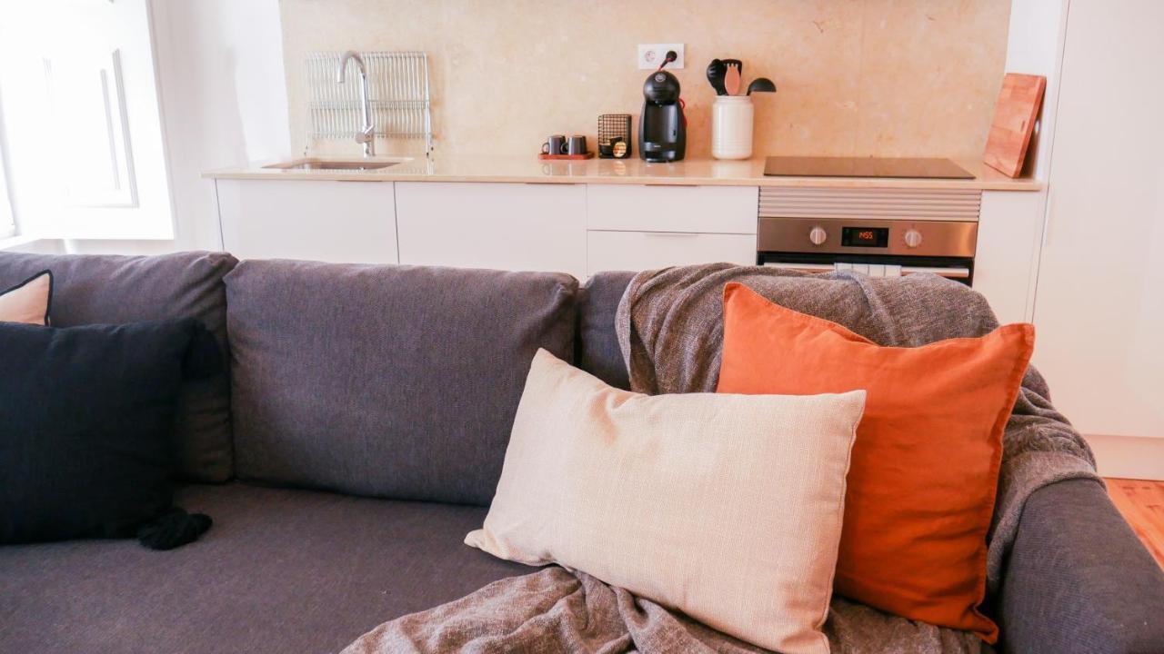 Sunny And Stylish Apartment - 11 Min To The Center Lisboa Exteriör bild